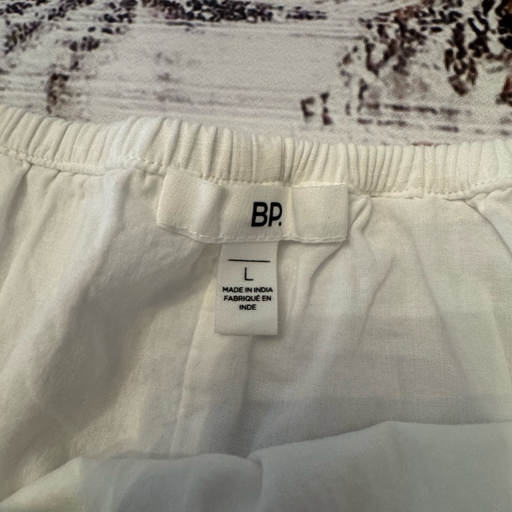 BP White Ruffled Mini Skirt - Picture 3 of 4